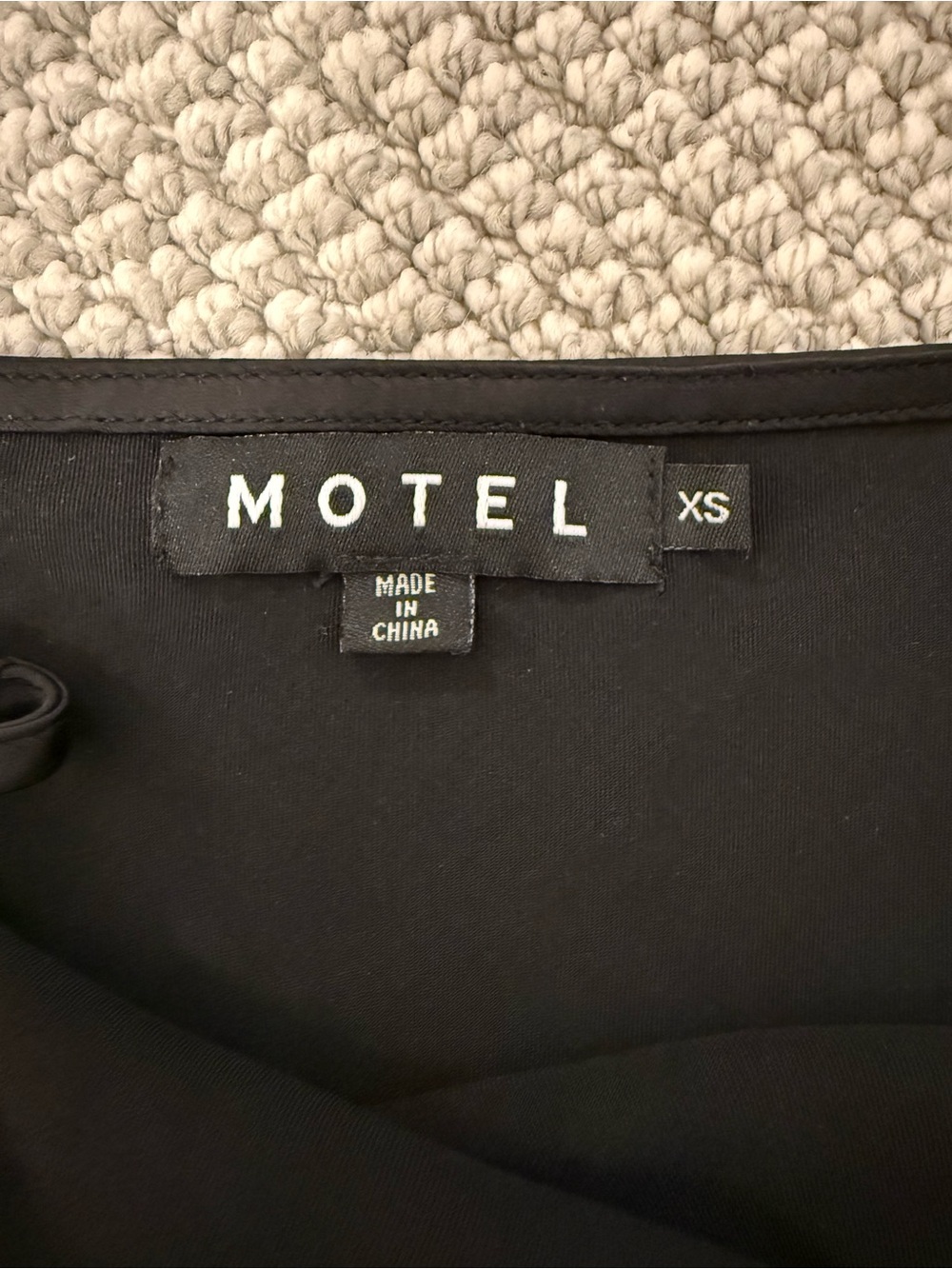 Motel Rocks Top - Picture 3 of 3